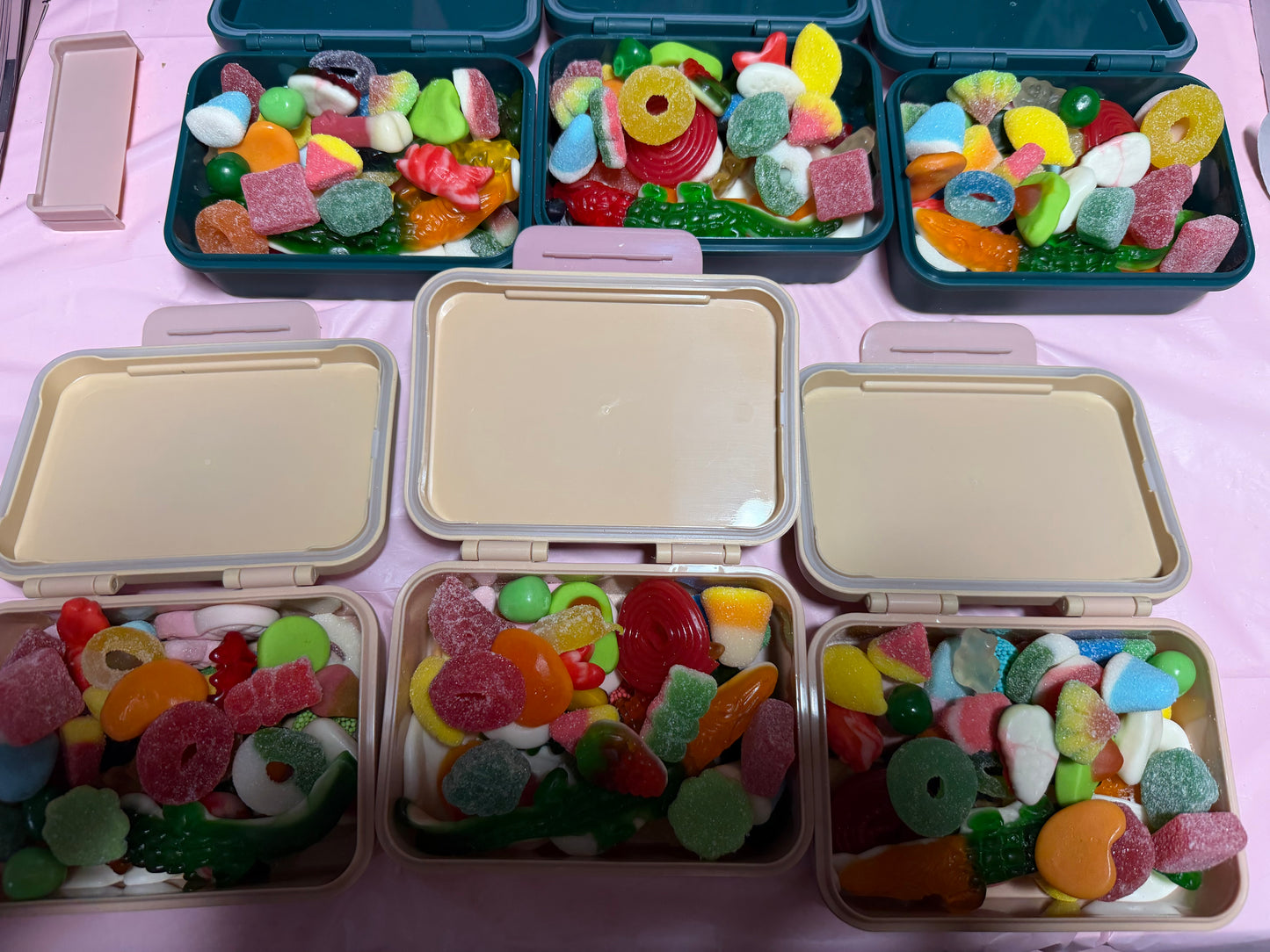 CANDY!