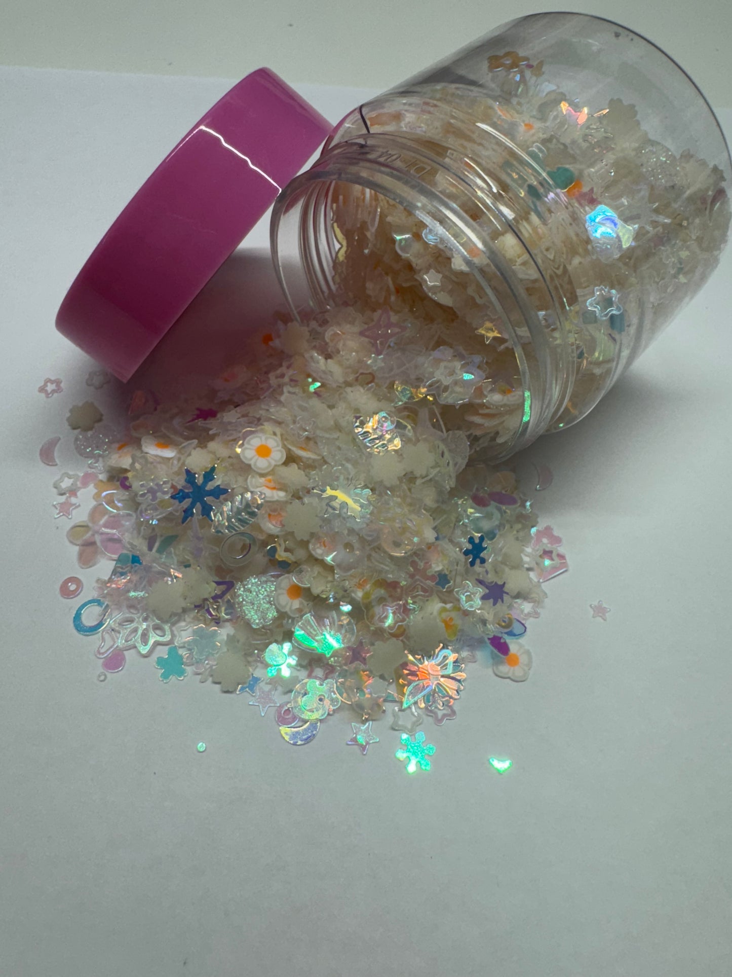GLOW GLITTER