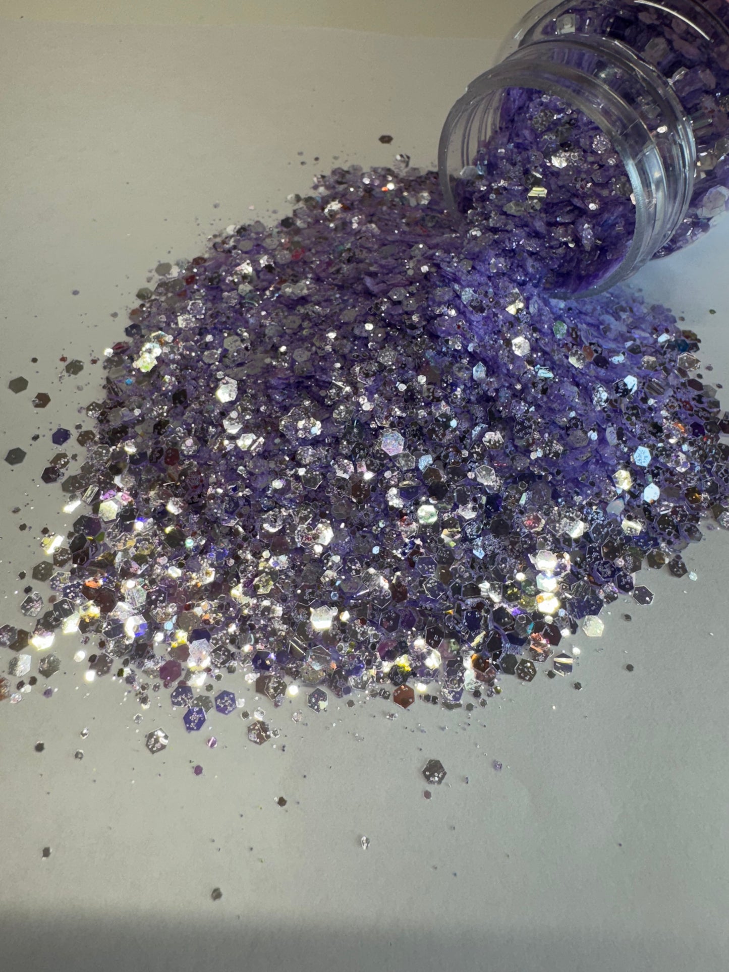 GLITTER