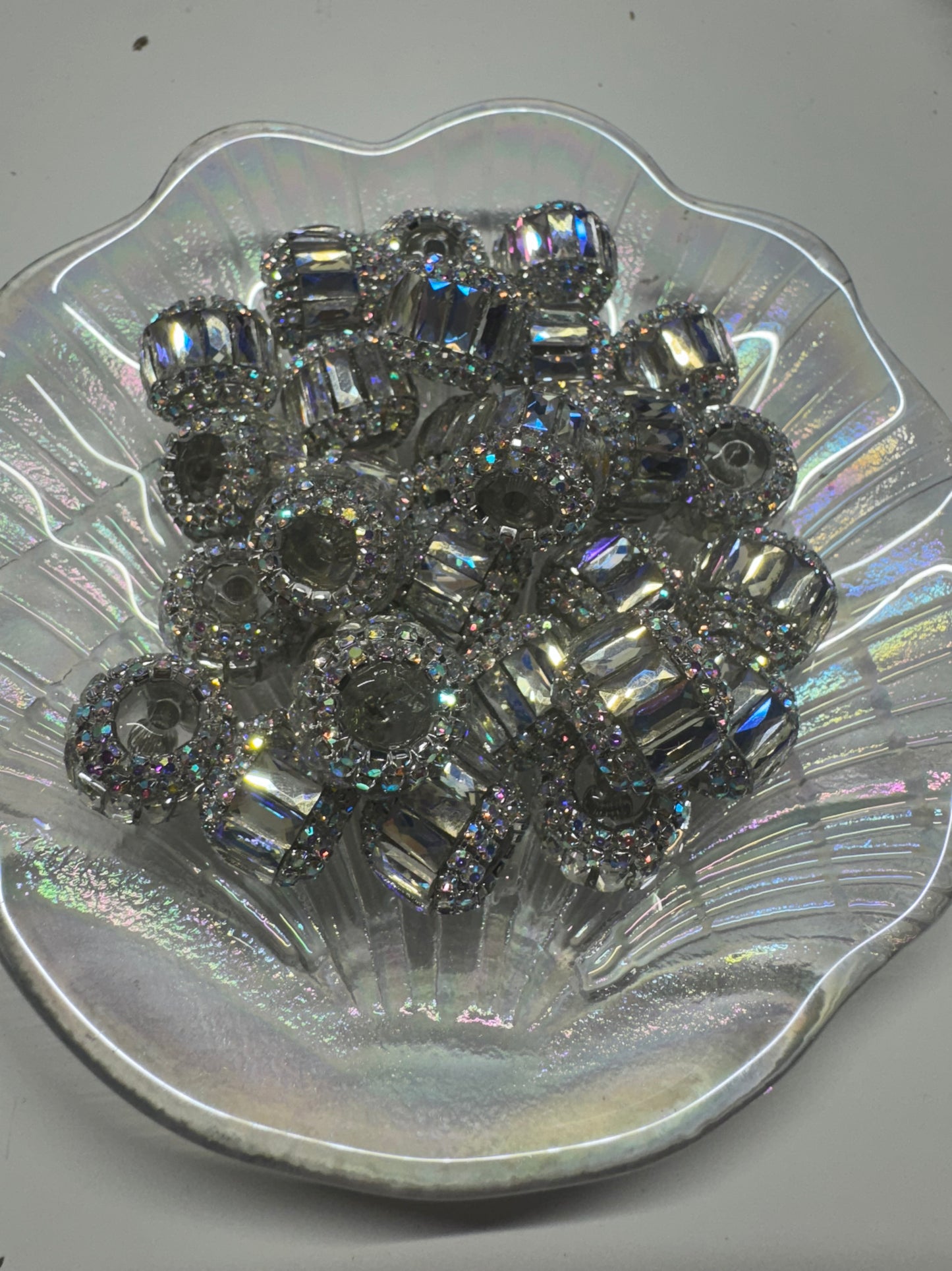 Fancy Glass looking Bead (1pc)
